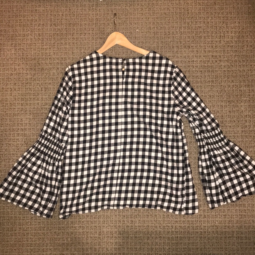 Gingham bell sleeve top - Picture 3 of 3